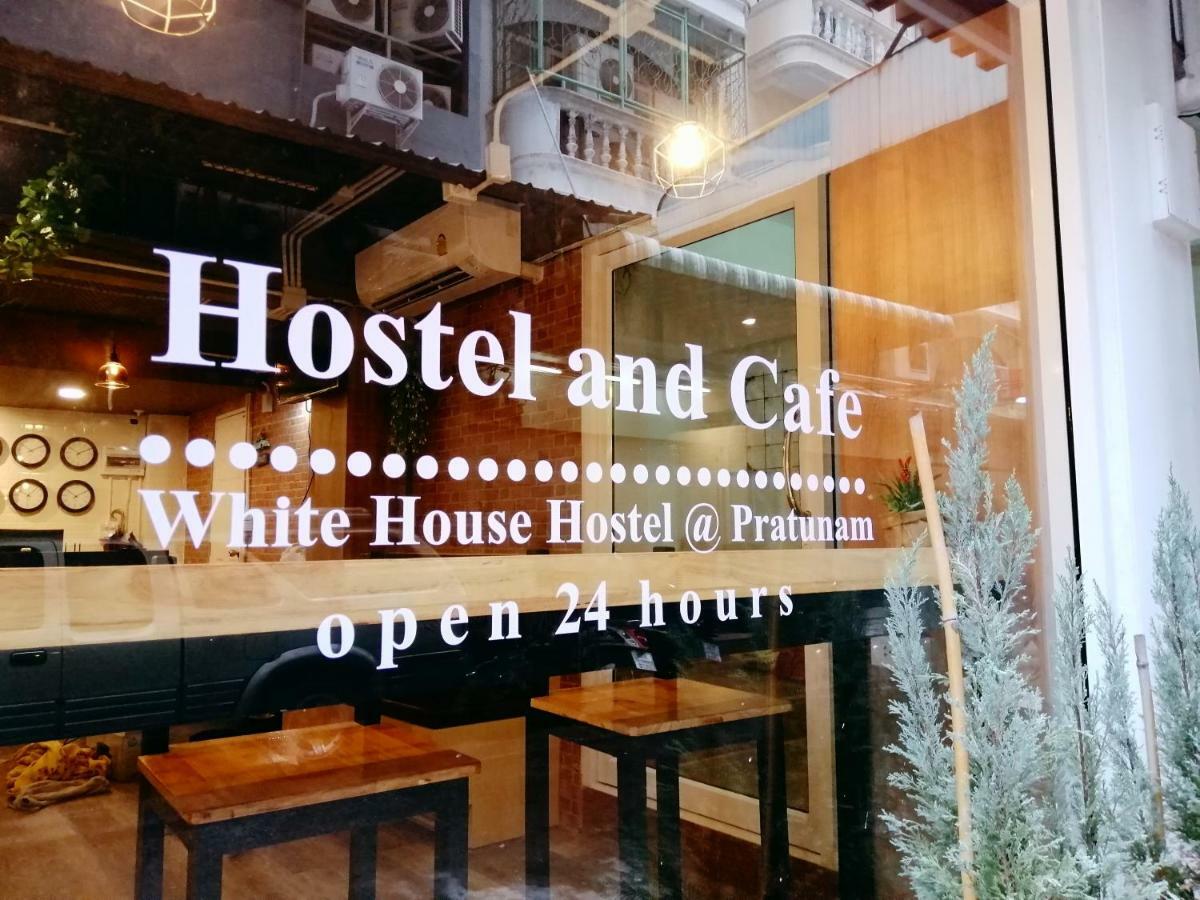 White House Hostel Bangkok Exterior photo